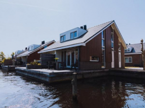 Cozy house with dishwasher, not far from Amsterdam